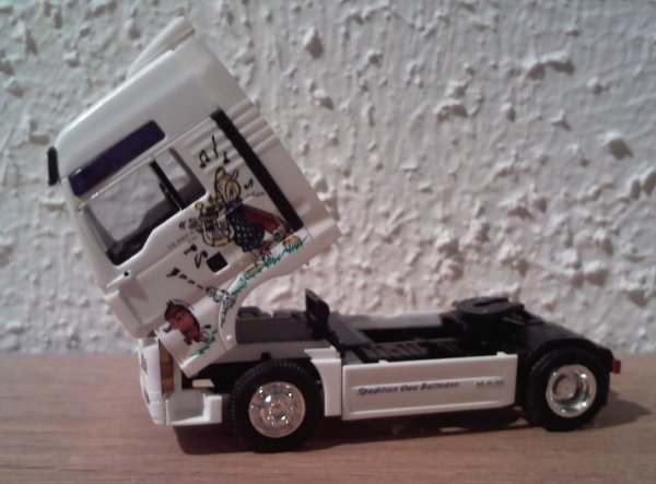 IMG044 a.jpg
